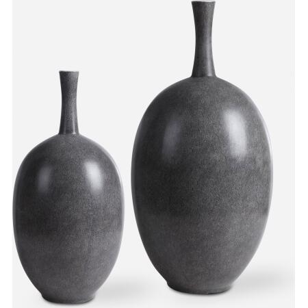 Riordan-Vases Urns & Finials