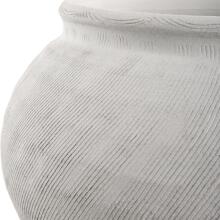 Floreana-Vases Urns & Finials