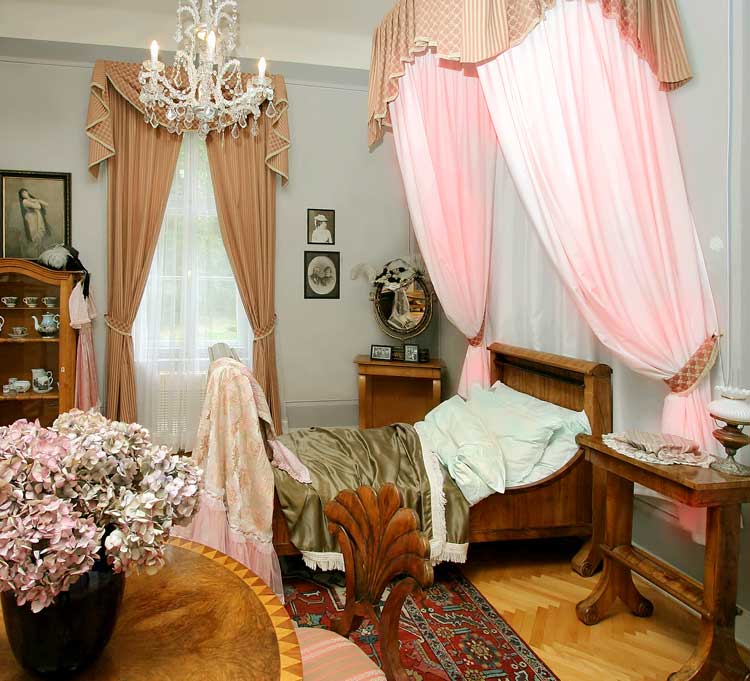 how to avoid decorating mistakes 10