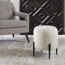 Arles-Ottomans & Poufs