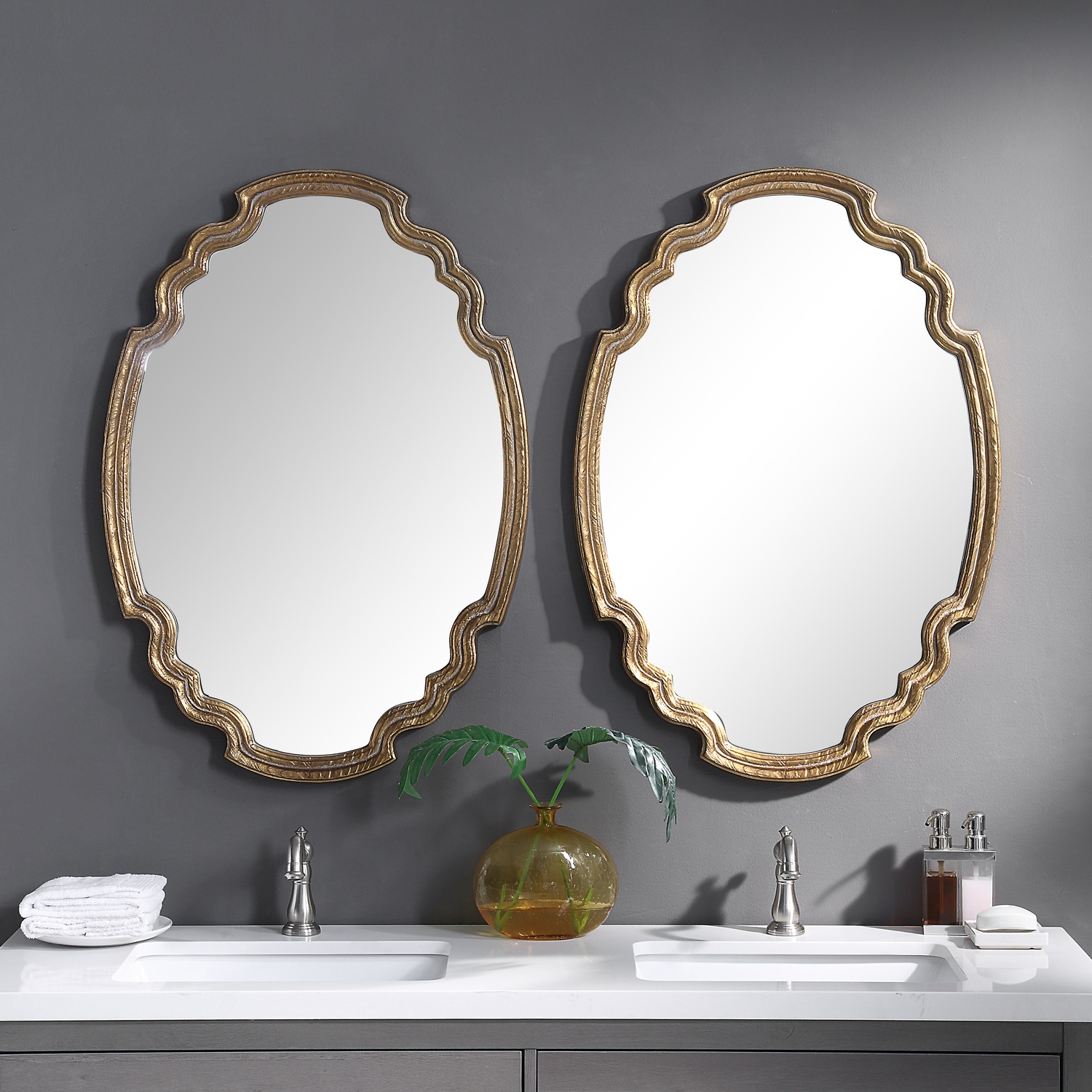 Ariane-Oval Mirror