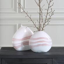 Blush-Vases Urns & Finials