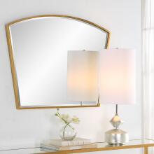 Boundary-Arch Mirror