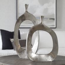 Cierra-Vases Urns & Finials