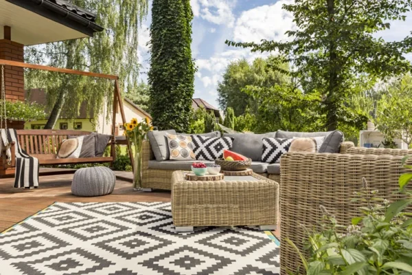 what fabrics are good for outdoor living jpg