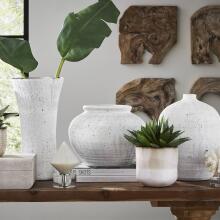 Floreana-Vases Urns & Finials