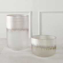 Frost-Vases Urns & Finials