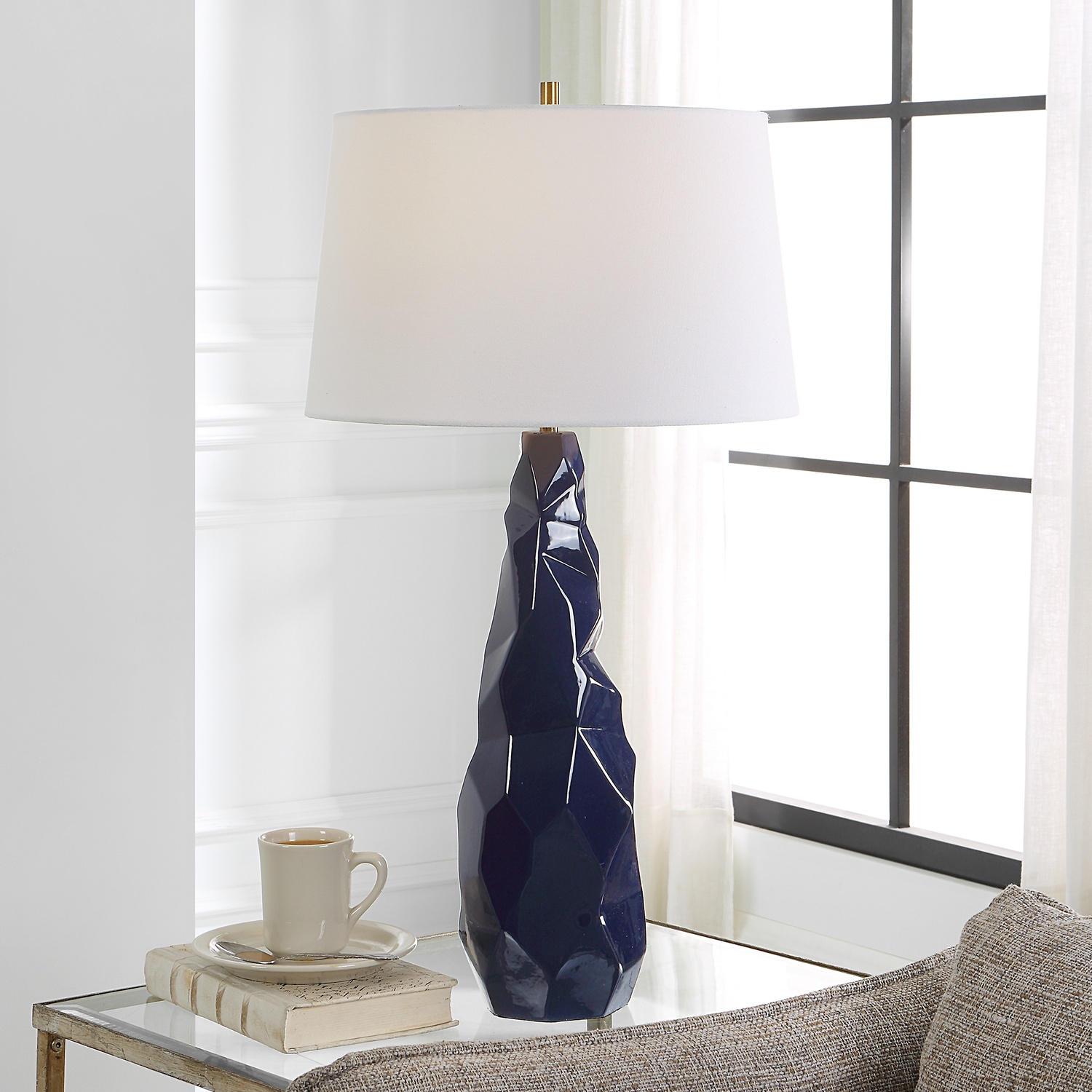 Kavos-Geometric Blue Table Lamp