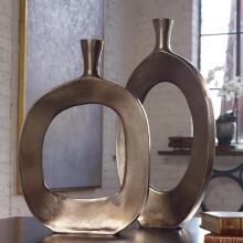 Kyler-Vases Urns & Finials