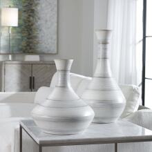 Potter-Vases Urns & Finials
