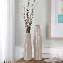 Sara-Vases Urns & Finials