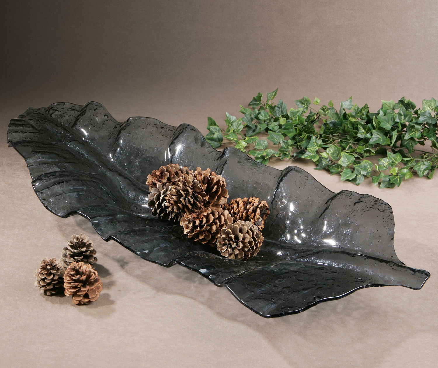 Smoked Leaf-Decorative Bowls & Trays