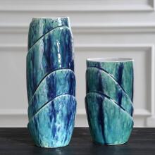 Tranquil Duo-Vases Urns & Finials