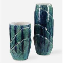 Tranquil Duo-Vases Urns & Finials