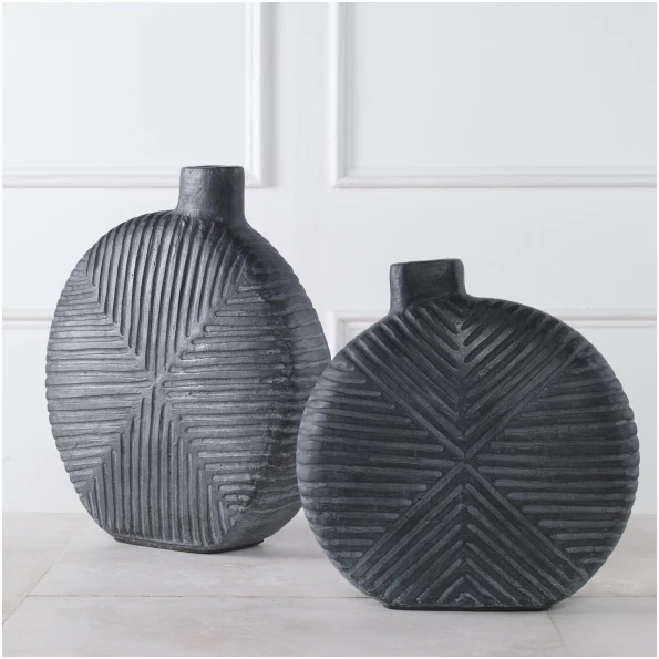 Viewpoint Aged Black Vases