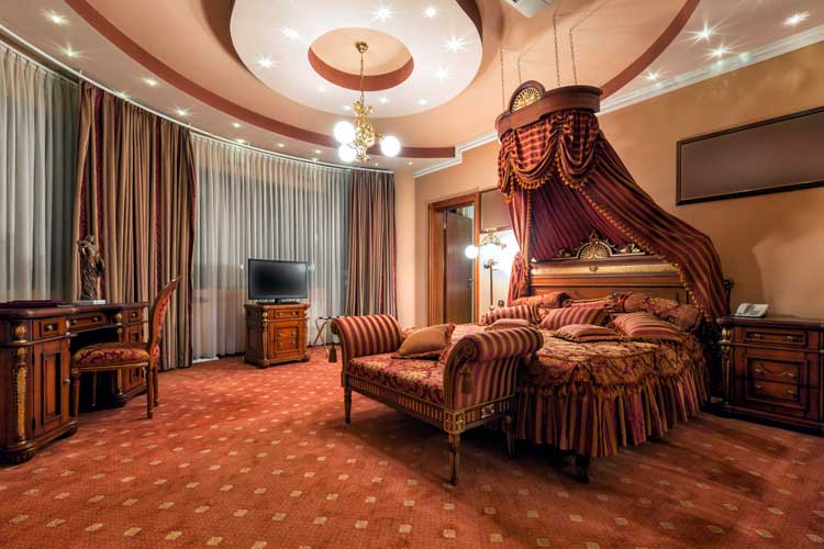 difference-betwee-curtains-and-drapes